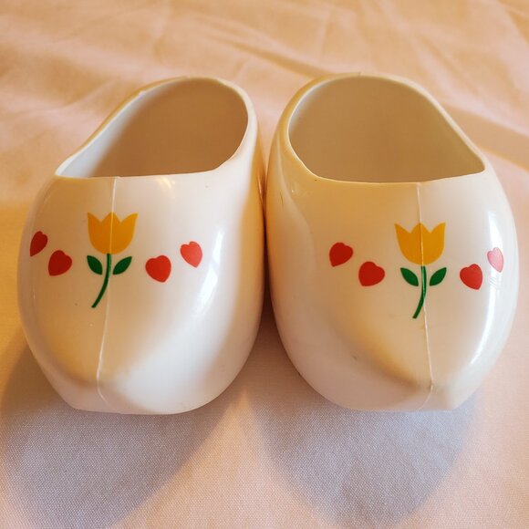 Vintage CPK Cabbage Patch Kids Holland White Tulip Hearts Dutch CLOGS Shoes - Picture 1 of 5